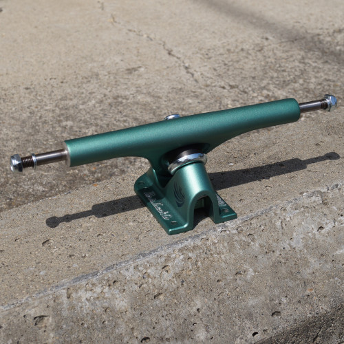 パリス スケートボードトラック V3 180 50°セージグリーン Paris TRUCK】PARIS V3 180 50度 SAGE GREEN（セイジ グリーン）【2個