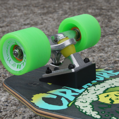 クリーチャー コフィンシェイプ スラロームスケートボード / Creature