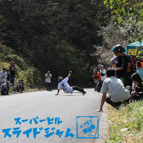 最高品質　レインボースタッデッドクォーツ　レインボー入‼️9/1迄大特価SALE レインボークォーツ クリスタル 水晶 スフィア ペンダント